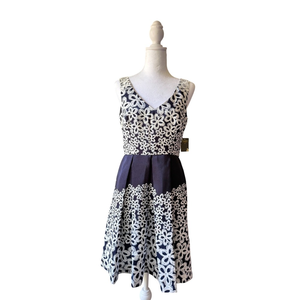 Taylor Fit & Flare Dress Womens 4 Navy White Floral Party Cocktail Wedding Guest
